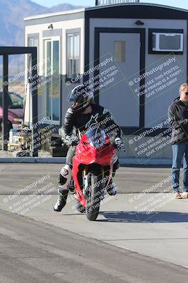 media/Dec-01-2025-Moto Forza (Mon) [[2daa91e15f]]/4-Around the Pits/